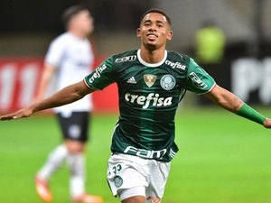 Santa Cruz é atropelado no Arruda, Atlético vence e Palmeiras segue líder