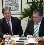 Marx Beltrão anuncia R$ 7,5 milhões para entidades assistenciais