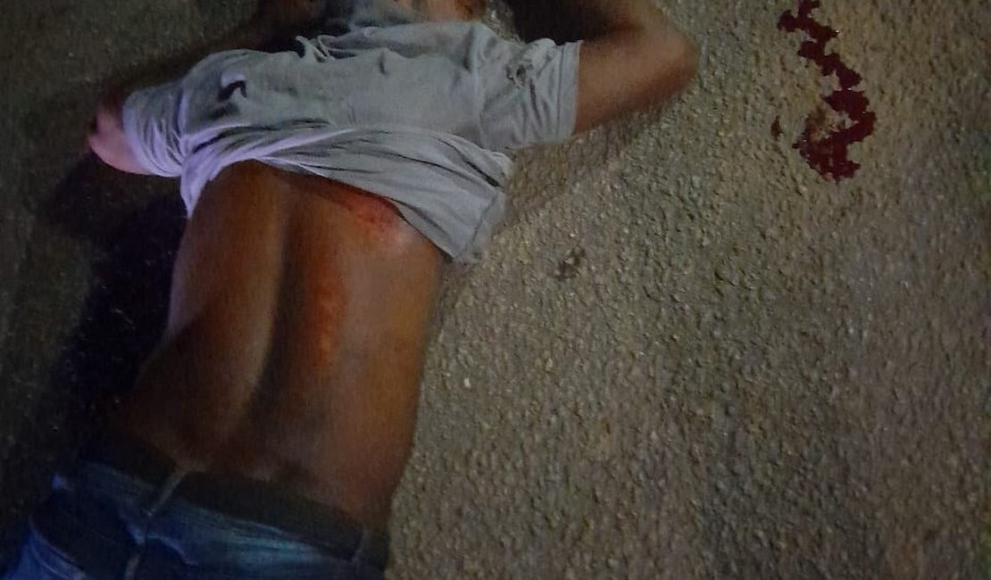 Após esfaquear mulher, homem é atropelado na Rodovia AL-105 em Porto Calvo e estão internados