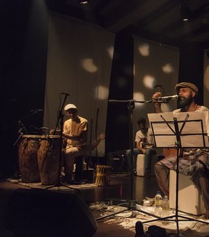 Banda Freedom Songs faz homenagem a Lagoa Mundaú com show de reggae no Teatro de Arena