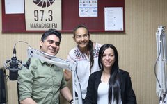 Heloísa Helena durante entrevista na rádio Maragogi FM