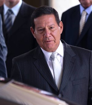 Mourão descarta possibilidade de intervenção armada do Brasil na Venezuela