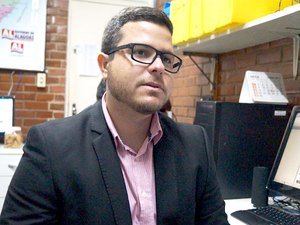 Bandidos se aperfeiçoam, ficam mais violentos e roubo de celulares cresce em Maceió