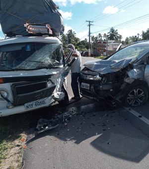 Colisão entre veículos deixa feridos em Maragogi