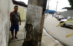 Moradores reclamam de falta de manutenção em postes da região