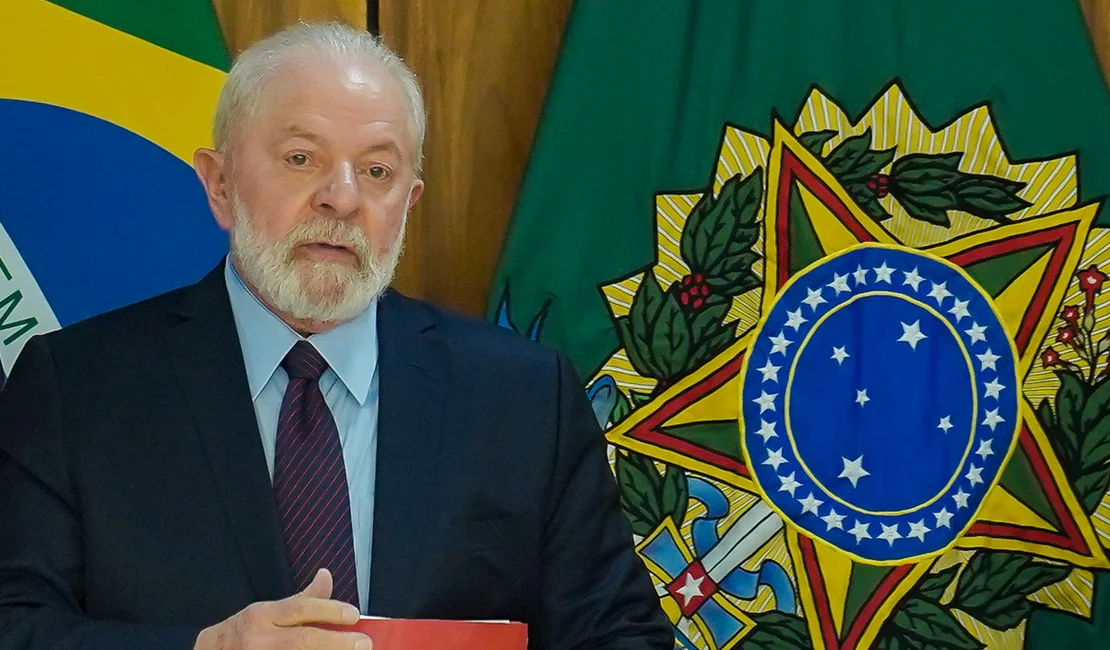Lula sanciona orçamento e veta R$ 5,6 bilhões em emendas parlamentares