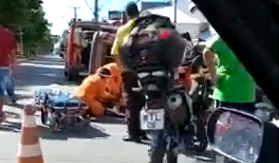 [Vídeo] Acidente envolvendo ambulância deixa paciente ferida na Jatiúca