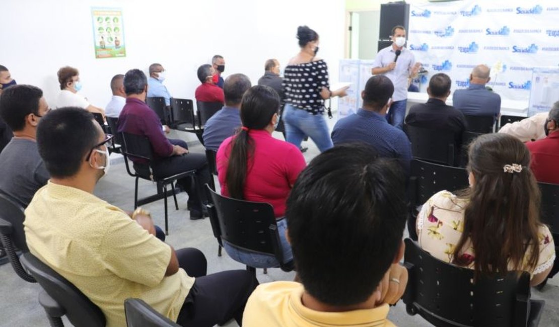 São José da Laje: Prefeitura se reúne com líderes religiosos para discutir abertura de igrejas e templos