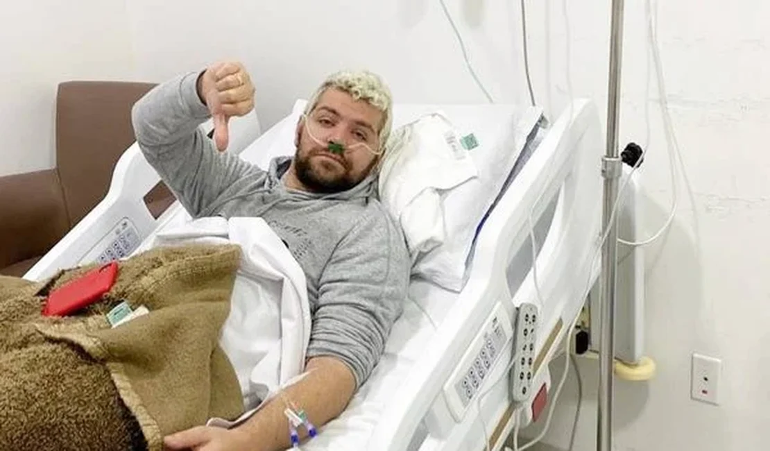 Victor Sarro é hospitalizado às pressas: “Estômago parou e vomitei sangue'