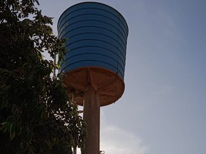 Moradores de Taquarana reclamam de água suja em torneiras