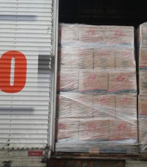 Polícia recupera carga de 25 mil litros de água sanitária roubada no Agreste
