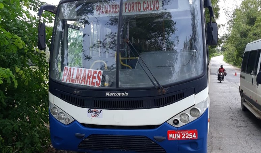 Arsal apreende dois ônibus de cooperativa em Porto Calvo