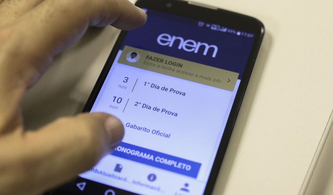 Piloto do Enem Digital pode ter 100 mil participantes, diz ministro