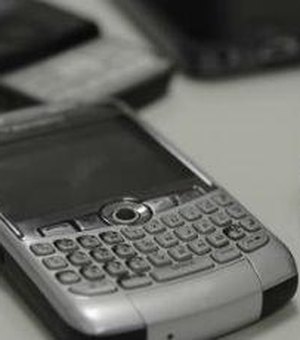 Crise: vendas de celular sem acesso à internet cresce 38%