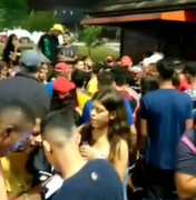 [Vídeo] Polícia acaba evento após aglomeração no  Bosque das Arapiracas