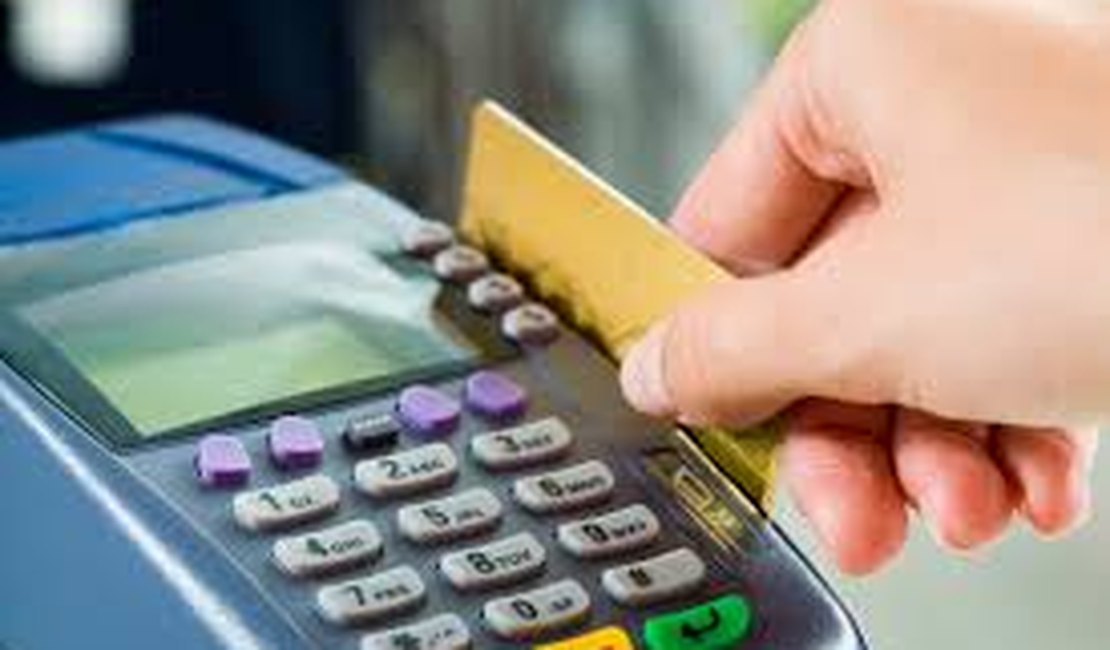 Parcelamento sem juros no cartão de crédito não vai acabar, diz Goldfajn