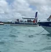 [Vídeo] Jet ski se choca com lancha em praia de Maragogi e causa revolta aos banhistas
