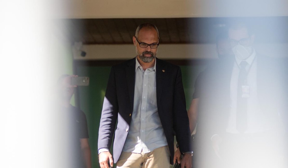 Fake news: investigado, blogueiro Allan dos Santos diz que deixou o Brasil