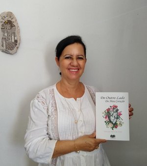 Escritora alagoana  realiza noite de autógrafos em Porto Calvo 