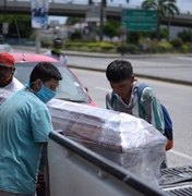 Na 'Wuhan do Equador', mais de 700 mortos são recolhidos em 24 horas