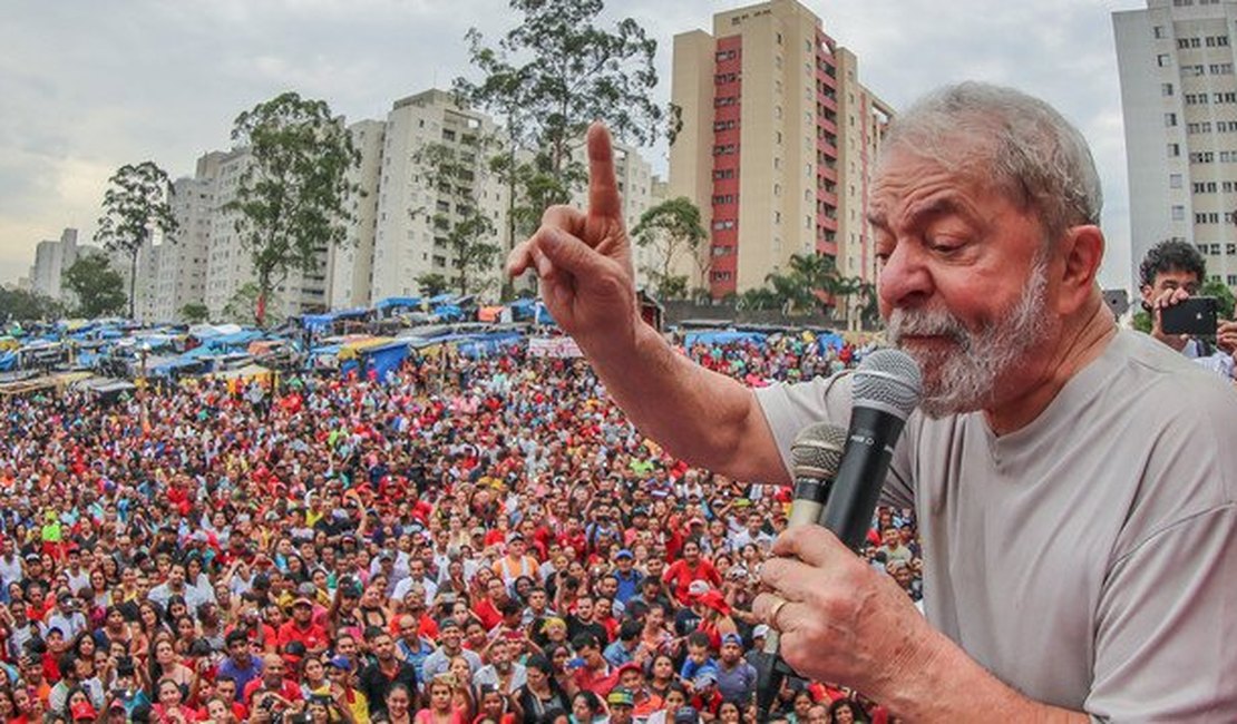 Gleisi: o candidato é Lula; aceitem que dói menos