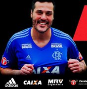 Goleiro Julio Cesar volta ao Flamengo com contrato de 3 meses