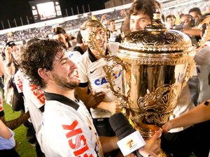 Paulistão começa neste sábado, com grandes buscando apagar 2013 ruim