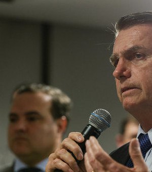 Bolsonaro suspende uso de radares móveis em rodovias federais