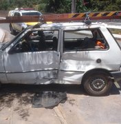 Acidente entre moto e carro deixa dois feridos em Marechal Deodoro