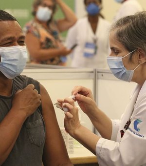 Brasil já vacinou mais de 5,2 milhões de pessoas contra covid-19