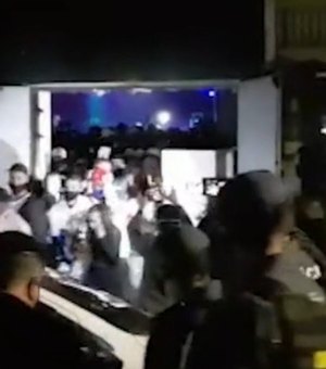 Força-tarefa encerra festa clandestina com 600 pessoas em Osasco
