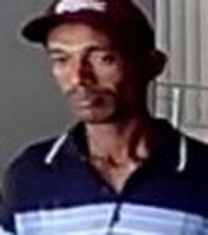 Divulgada imagem do homem acusado de invadir e assaltar Clínica em Arapiraca