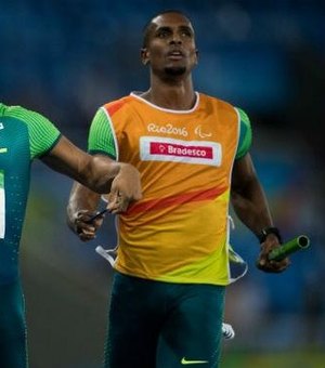 Atletismo rende mais um ouro para o Brasil com revezamento 4x100m