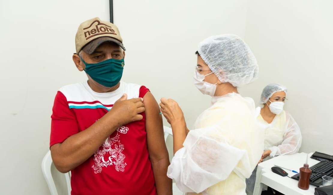 Secretaria de Saúde reforça campanha de vacinação contra a Covid-19, em Palmeira