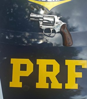 PRF em Alagoas prende homem por porte ilegal de arma em Rio Largo