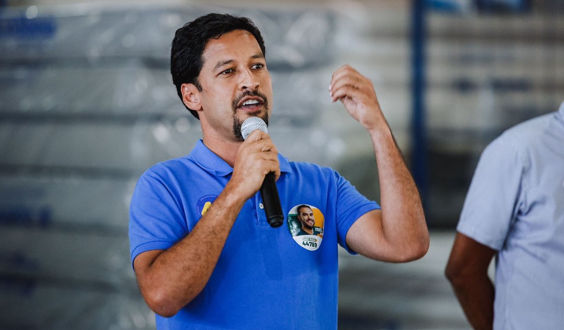 'O governador tampão perdeu o controle da segurança pública,' diz Rodrigo Cunha à Nova Farol FM