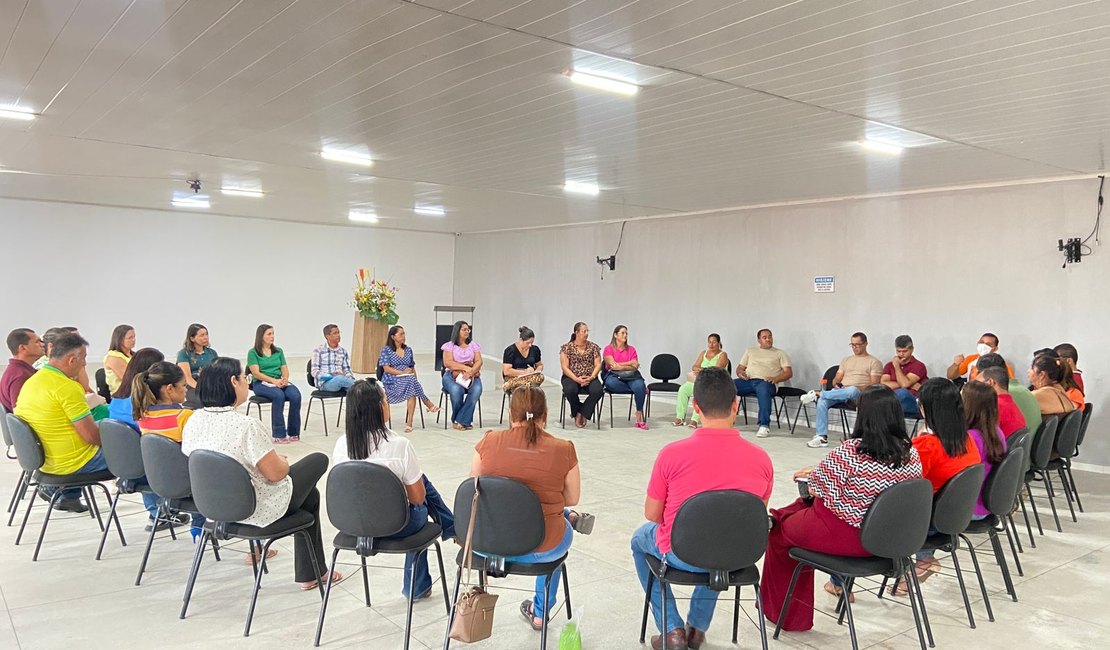 Comunidade estudantil de Lagoa da Canoa discute estratégias para reforçar segurança nas escolas