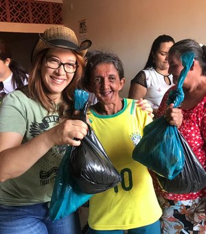 Prefeitura distribui pescado para 5 mil famílias em Lagoa da Canoa