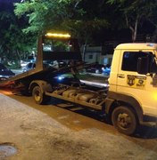 Operação Bares flagra mais de 30 veículos estacionados de forma irregular