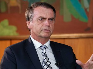 Seguidor pede a Bolsonaro para liberar maconha e presidente responde