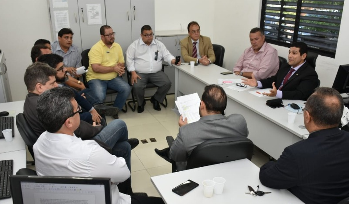 MP reúne cúpula da SSP, da Perícia Oficial, Seplag, Gabinte Civil e cobra solução para o IML
