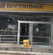 Homens fortemente armados explodem duas agências bancárias em Campo Alegre