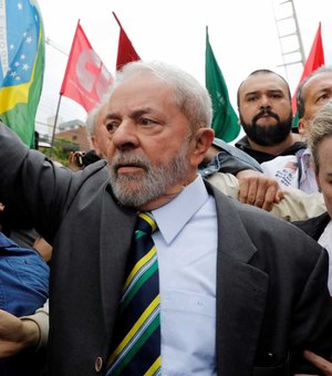 Juíza não autoriza visita do argentino vencedor do Nobel da Paz a Lula