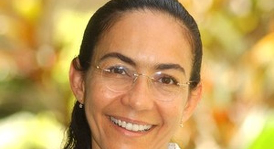 Duas laranjas para atacar Heloísa Helena, Severino Pessoa e Célia Rocha