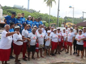 Semana da Água promove mutirão de limpeza na Praia de Maragogi