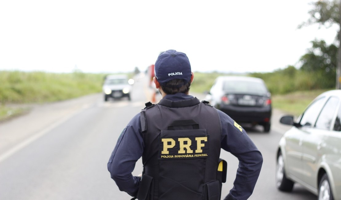 PRF registra 12 acidentes com três mortes nas rodovias de AL no Réveillon