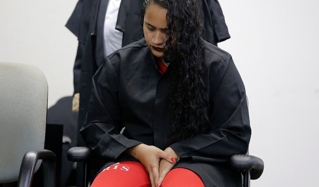 'Ela correu de braços abertos em chamas', diz ré sobre morte de Franciellen
