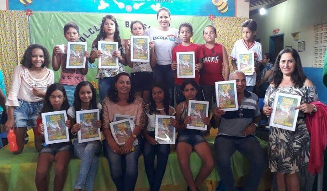 Escolas municipais celebram dia do folclore com atividades lúdicas culturais