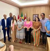 Prefeita e OAB discutem melhorias para advocacia e doação de terreno para subseção em Porto Calvo