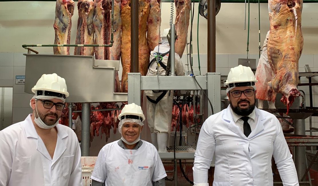 [Vídeo] OAB/Arapiraca faz visita técnica ao frigorífico Frigovale